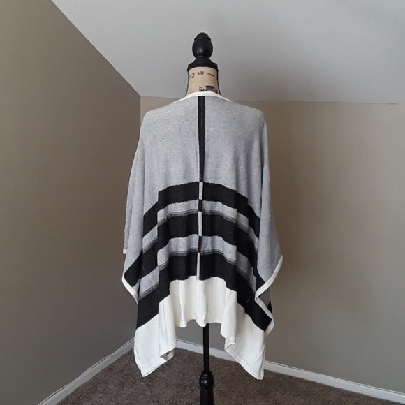 NWT, NYDJ Plus Size Color Block Blanket Sweater Cardigan - Picture 3 of 15